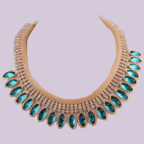 Green Choker Statement Necklace on Luulla