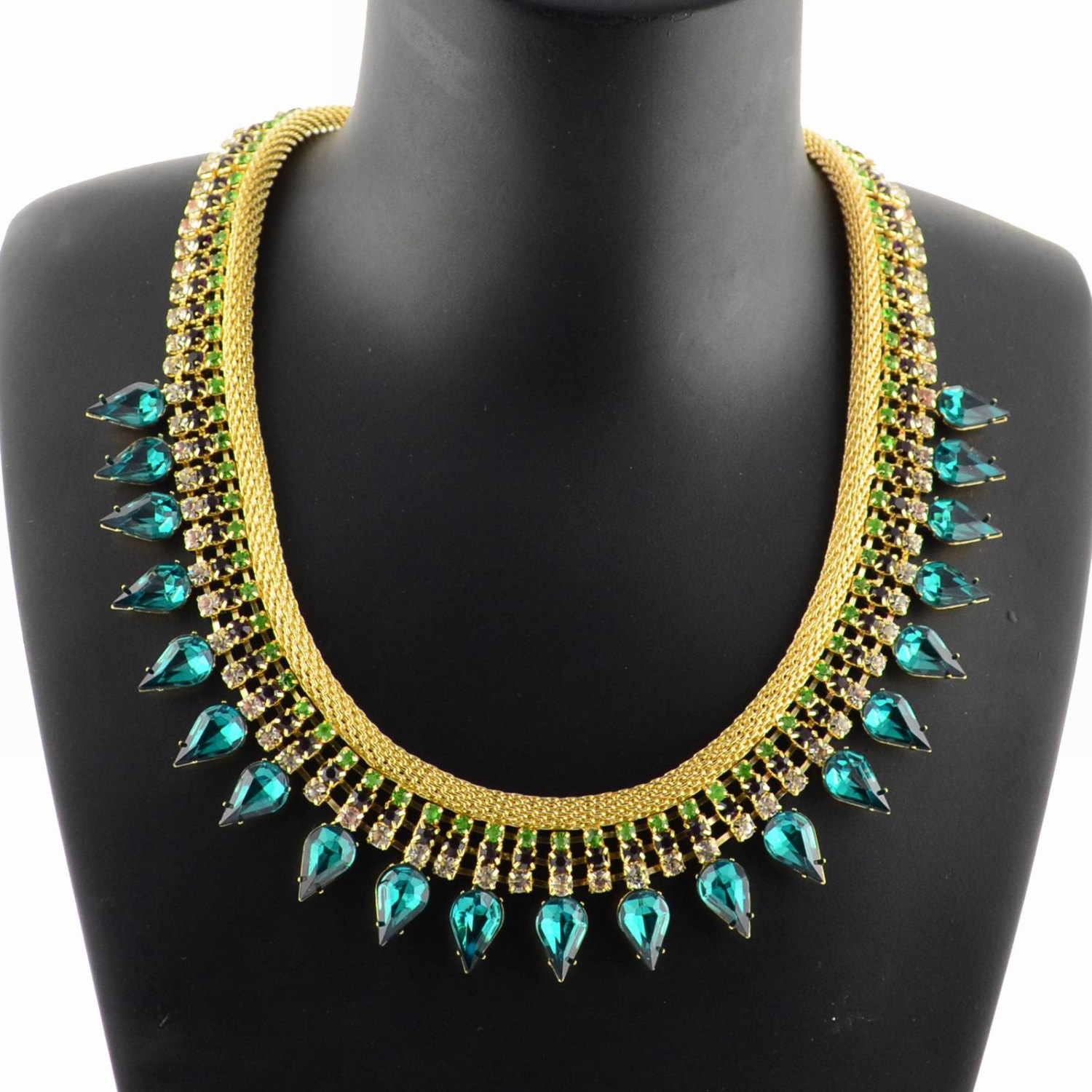 Green Choker Statement Necklace on Luulla